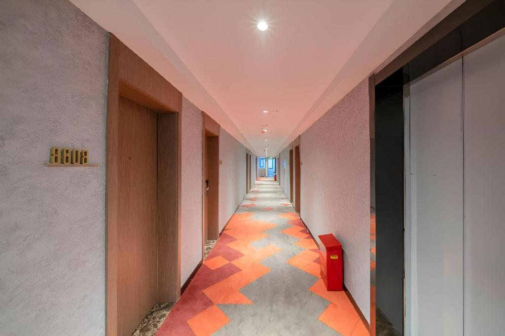 Borrman Hotel Xiantao Wushang Gymnasium Exterior photo
